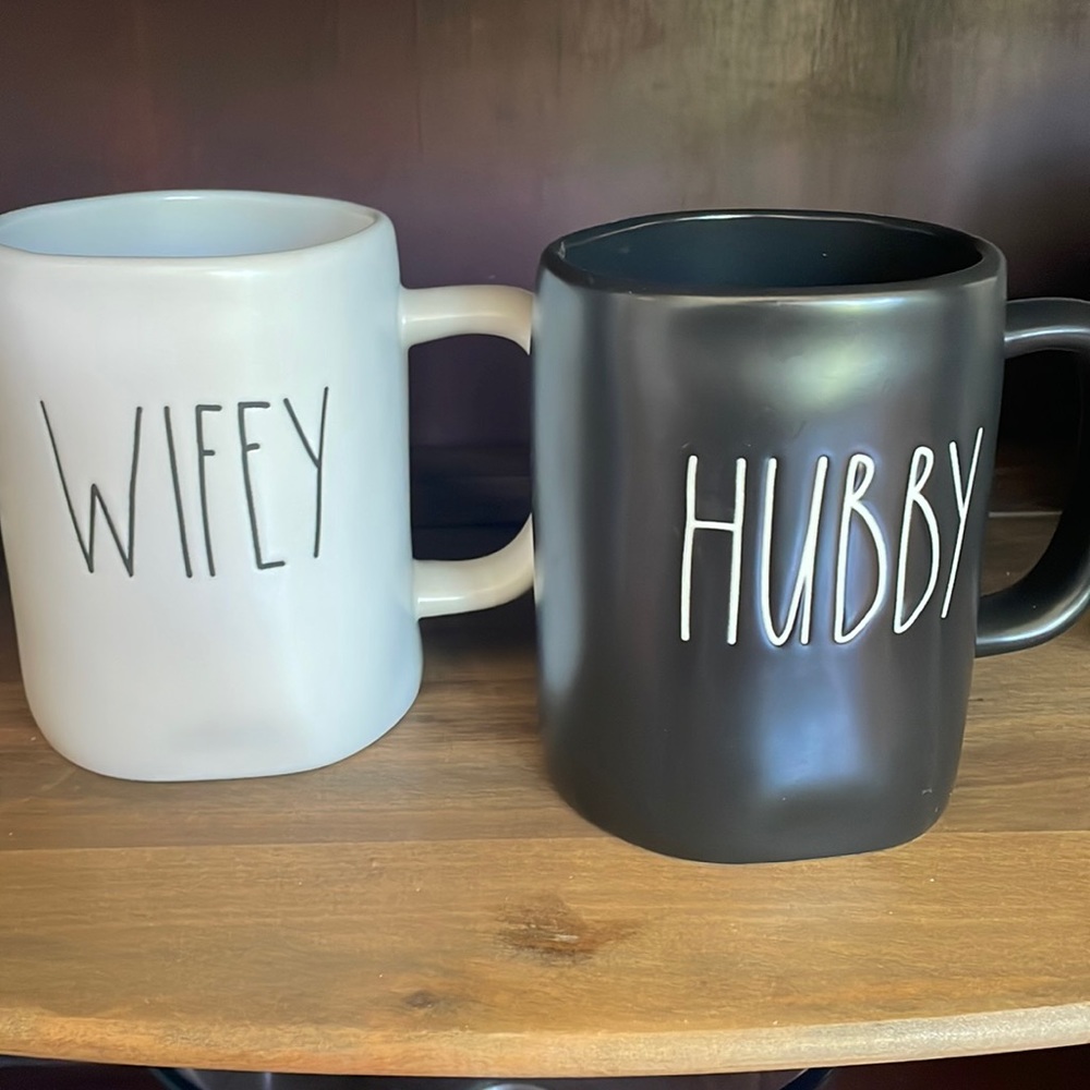Rae Dunn Hubby Wifey Mug Set